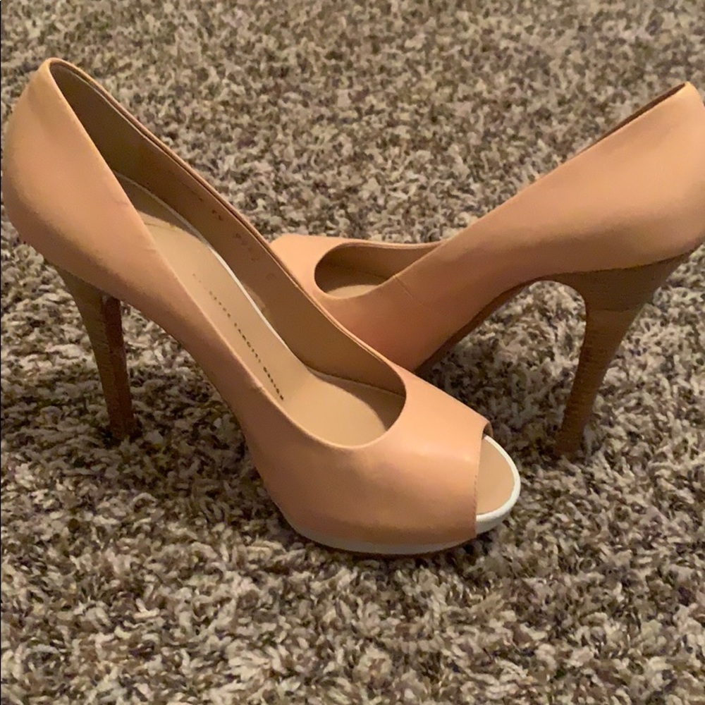 Giuseppe Zanotti peep toe pump